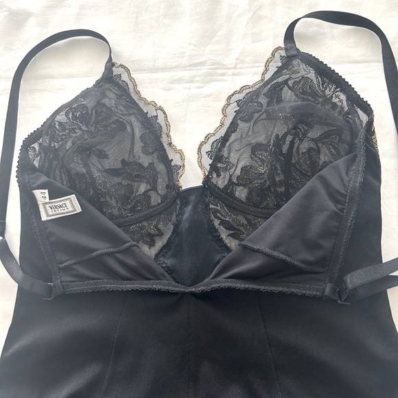VINTAGE VERSACE Intimo Black Lace Bodysuit - Picture 7 of 12